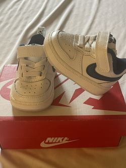 Baby Nike Shoes *New*