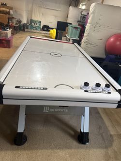Air Hockey Table