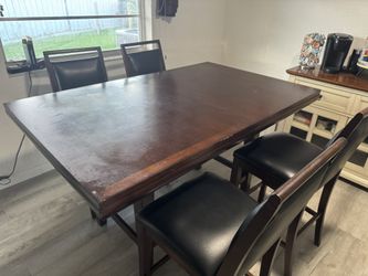 Dinning Table