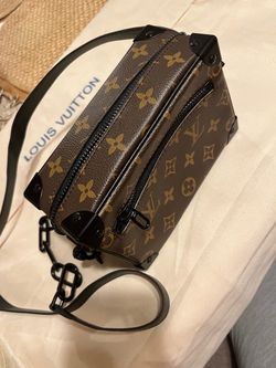 Louis Vuitton purse