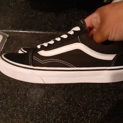 Vans womens 7.5 Great Condition 
