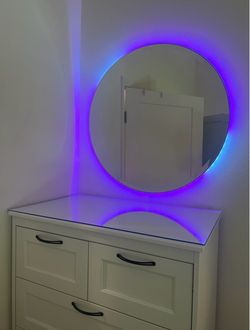 WEST ELM Back lit Mirror 30” with Remote NEW Works perfectly NEW — never used !! Change colors, auto setting, speed, brightness Pick up near Irvin