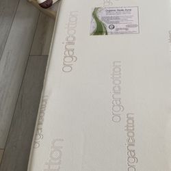 L.A. BABY ORGANIC COTTON MATTRESS 4 CRIBS & TODDLER BED .