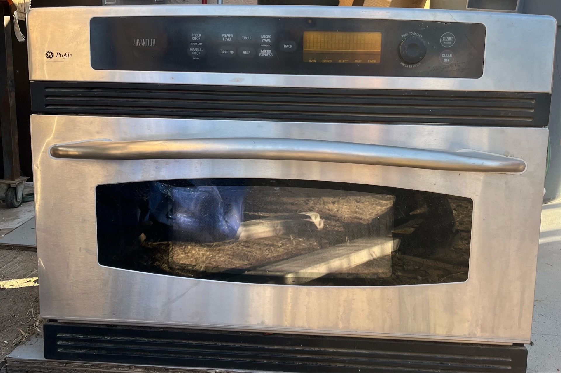 GE Profile Advantium microwave oven