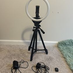 Tripod With Ring light 