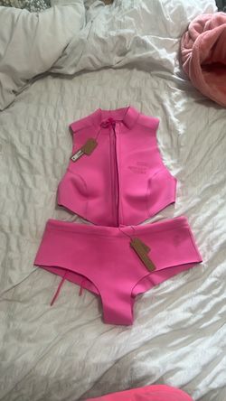 Skims swim