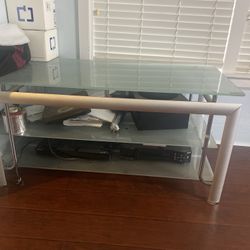 Entertainment Table 