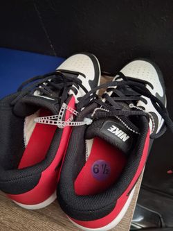 Cleats nike 6 1/2