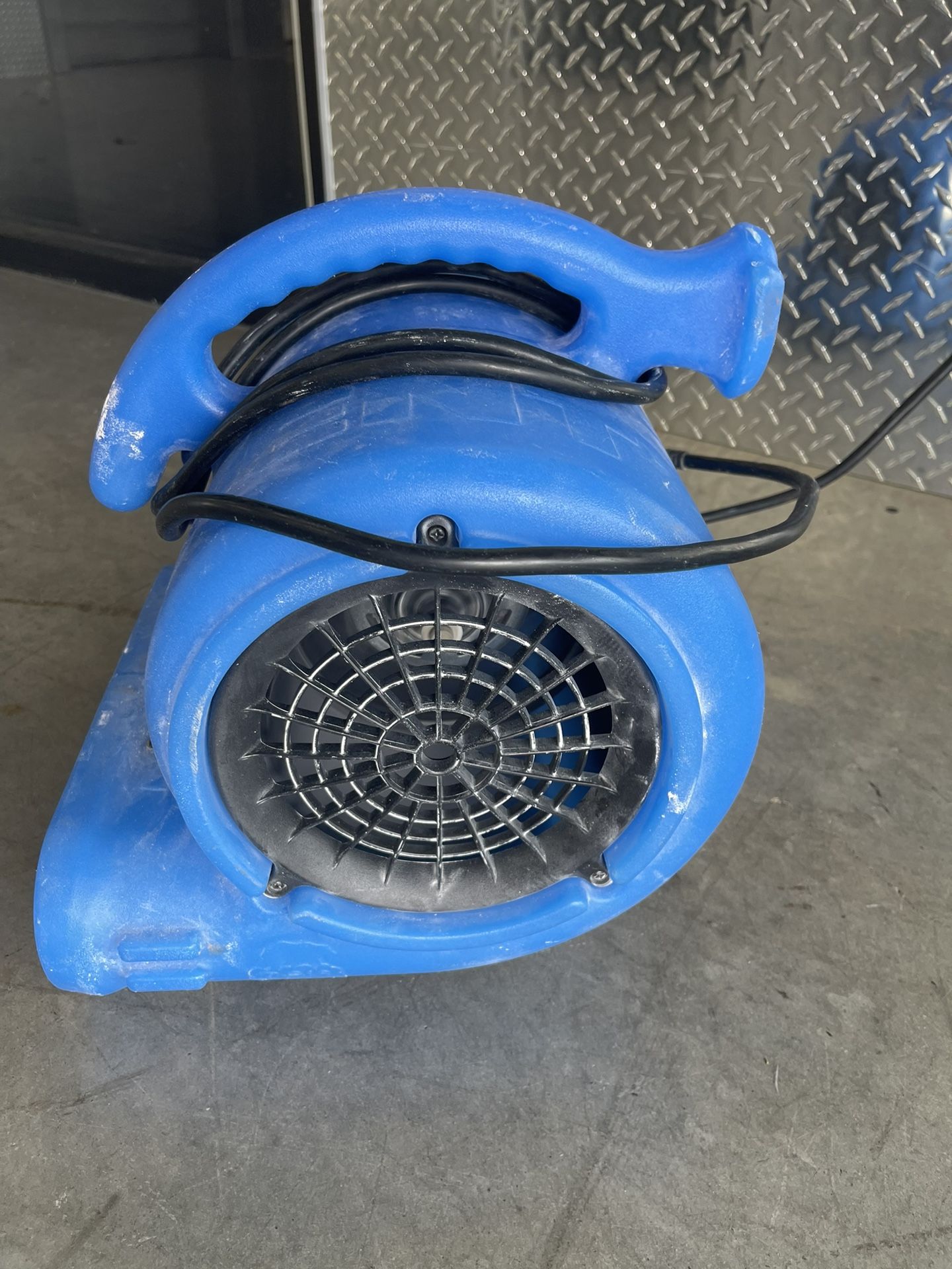 Construction 3 Speed Floor Fan