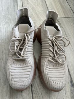 Shoes Size 10