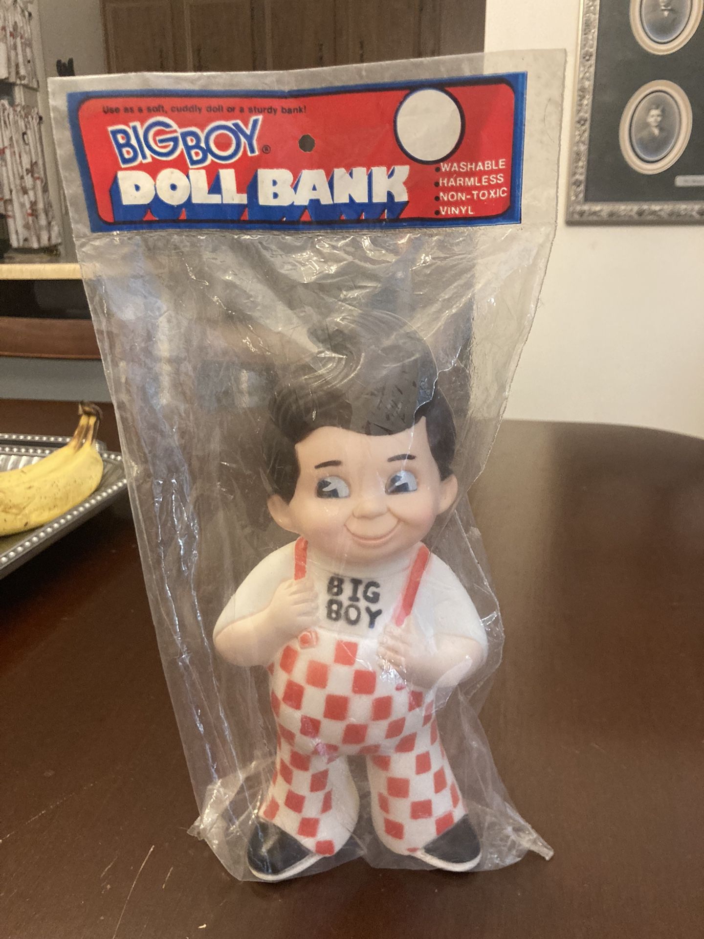 Unopened Bob’s Big Boy Plastic Piggy Bank From 1973