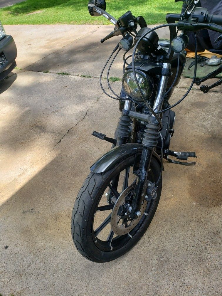 2019 Harley-Davidson 883 Iron