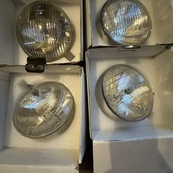 Original Headlights For A Body 4 In Total 