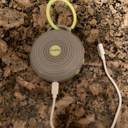 Yogasleep Hushh Portable Sound Machine 
