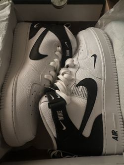 Air force 1 Mid ‘07 Lv8 “white/black”