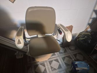 Harmar pinnacle sl600Stairlift