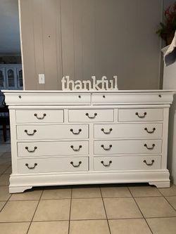 WOOD LONG  DRESSER