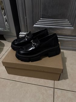 black steve madden loafers