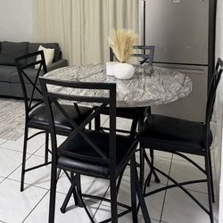 Mesa De Comedor De 4 Sillas 