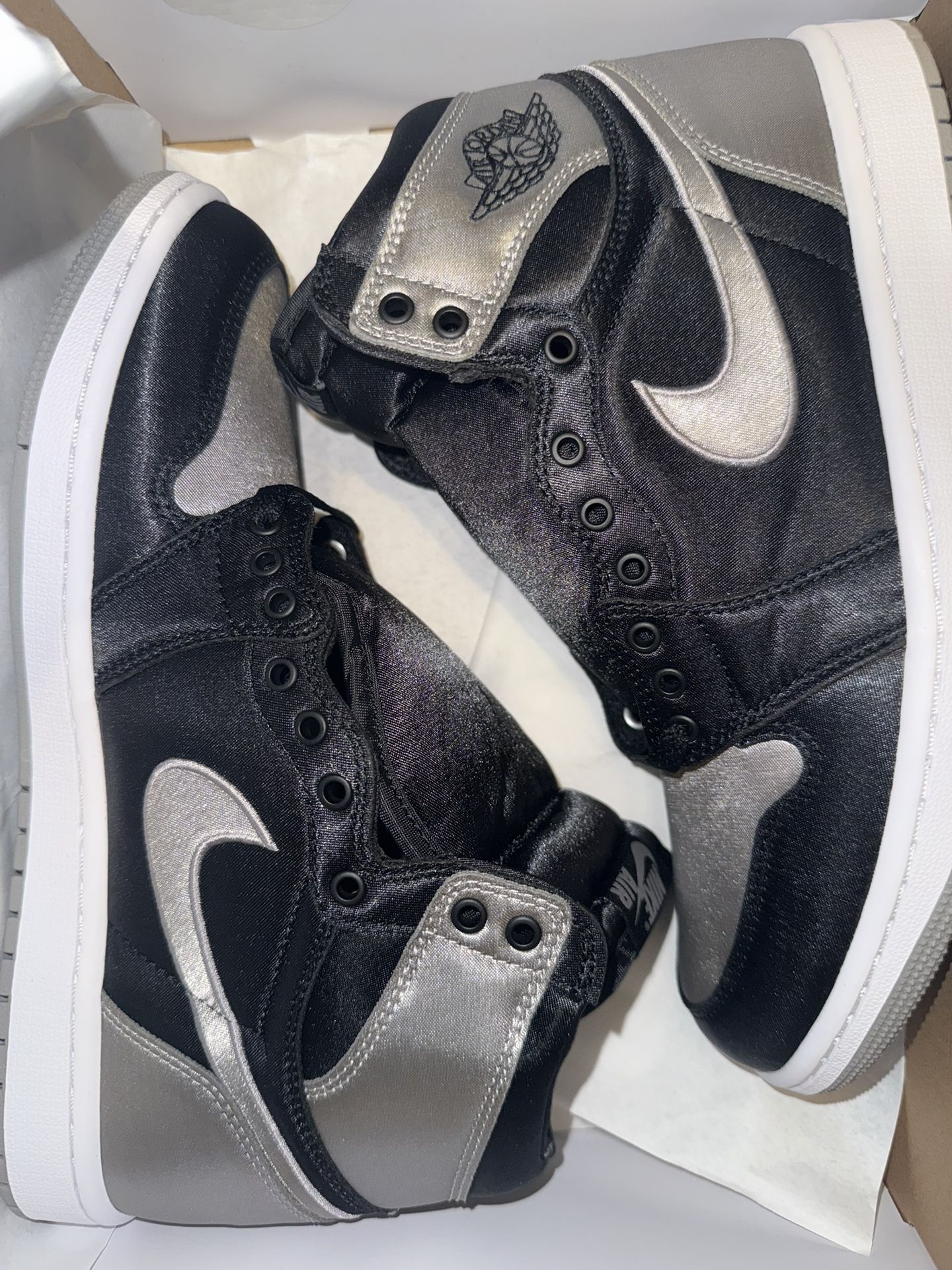 Jordan 1 Satin Shadow
