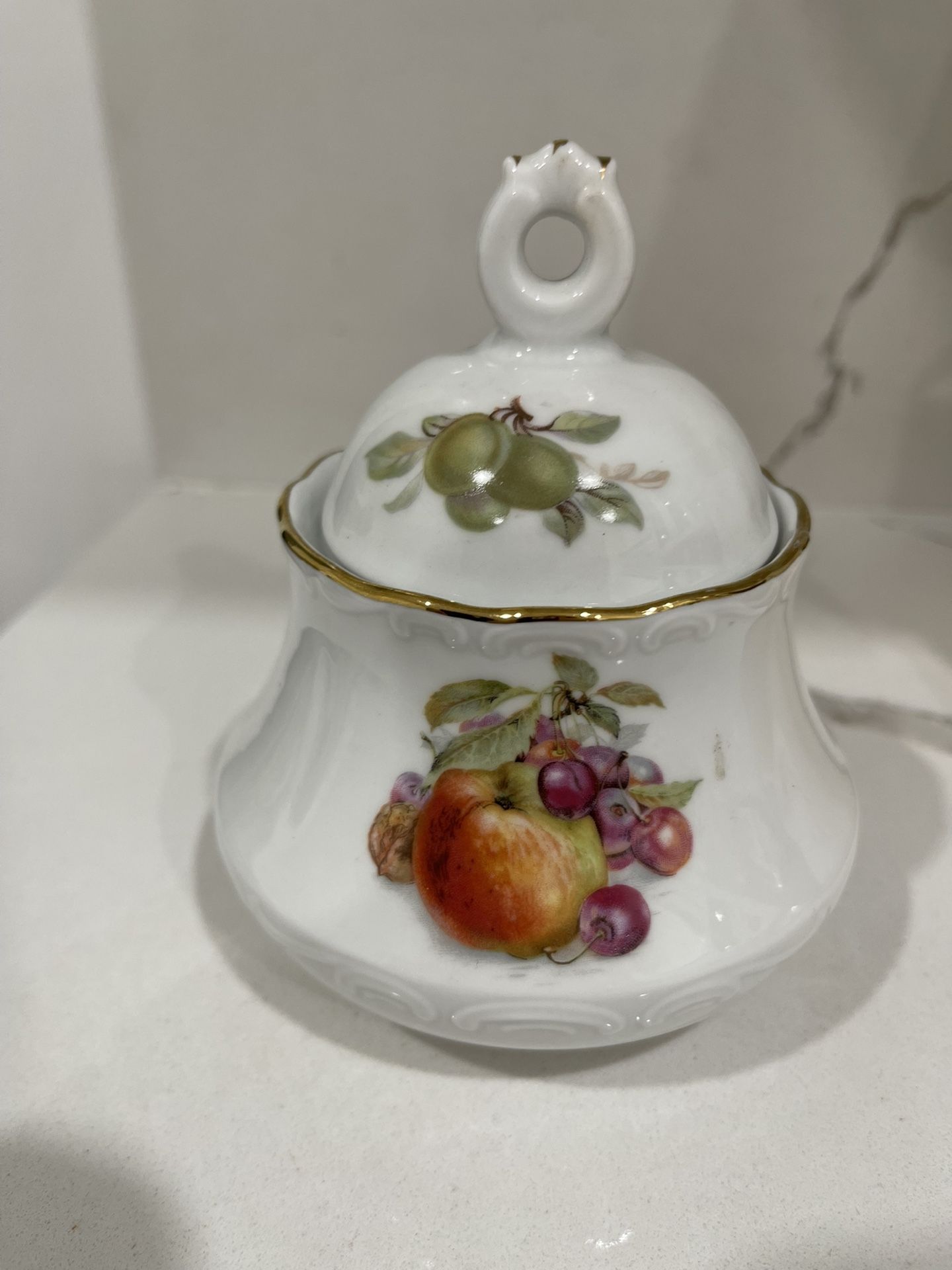 vintage House of Goebel Bavaria sugar bowl with a lid