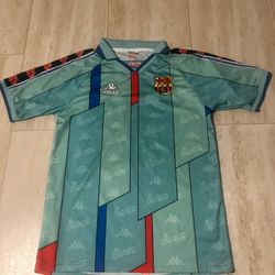 Barcelona Retro Kappa Jersey – Ronaldo #9 (Size M)