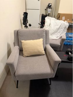 Accent chair