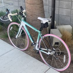 Women s Trek Road Bike for Sale in San Diego CA OfferUp