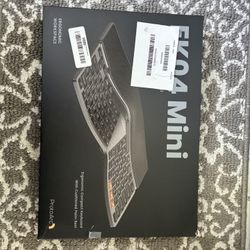 EK04 Mini Compact Wireless Ergo Split Keyboard