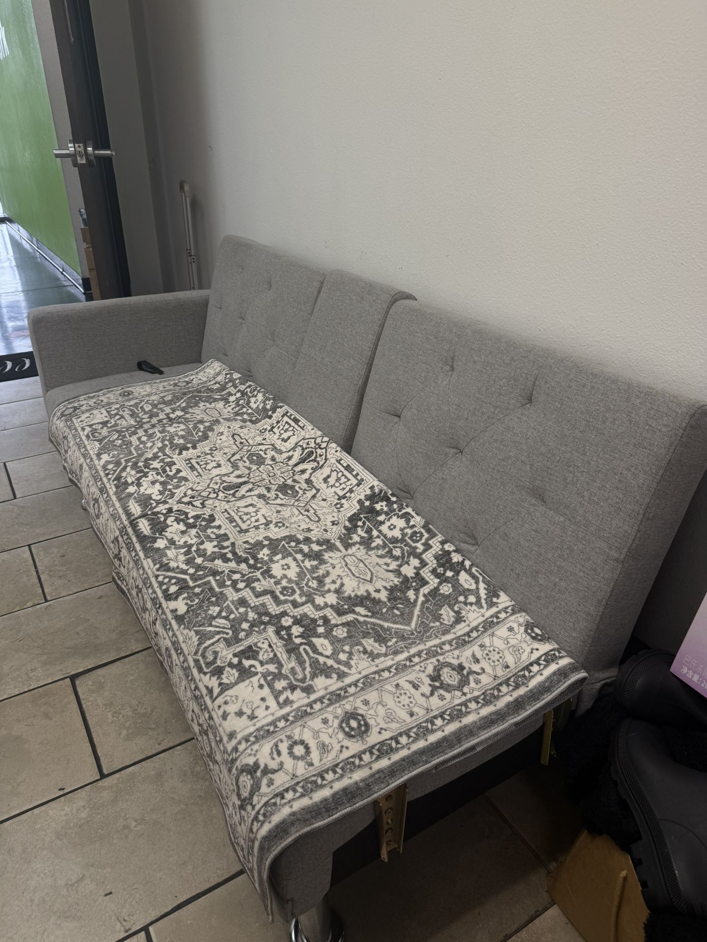 moving Sofa