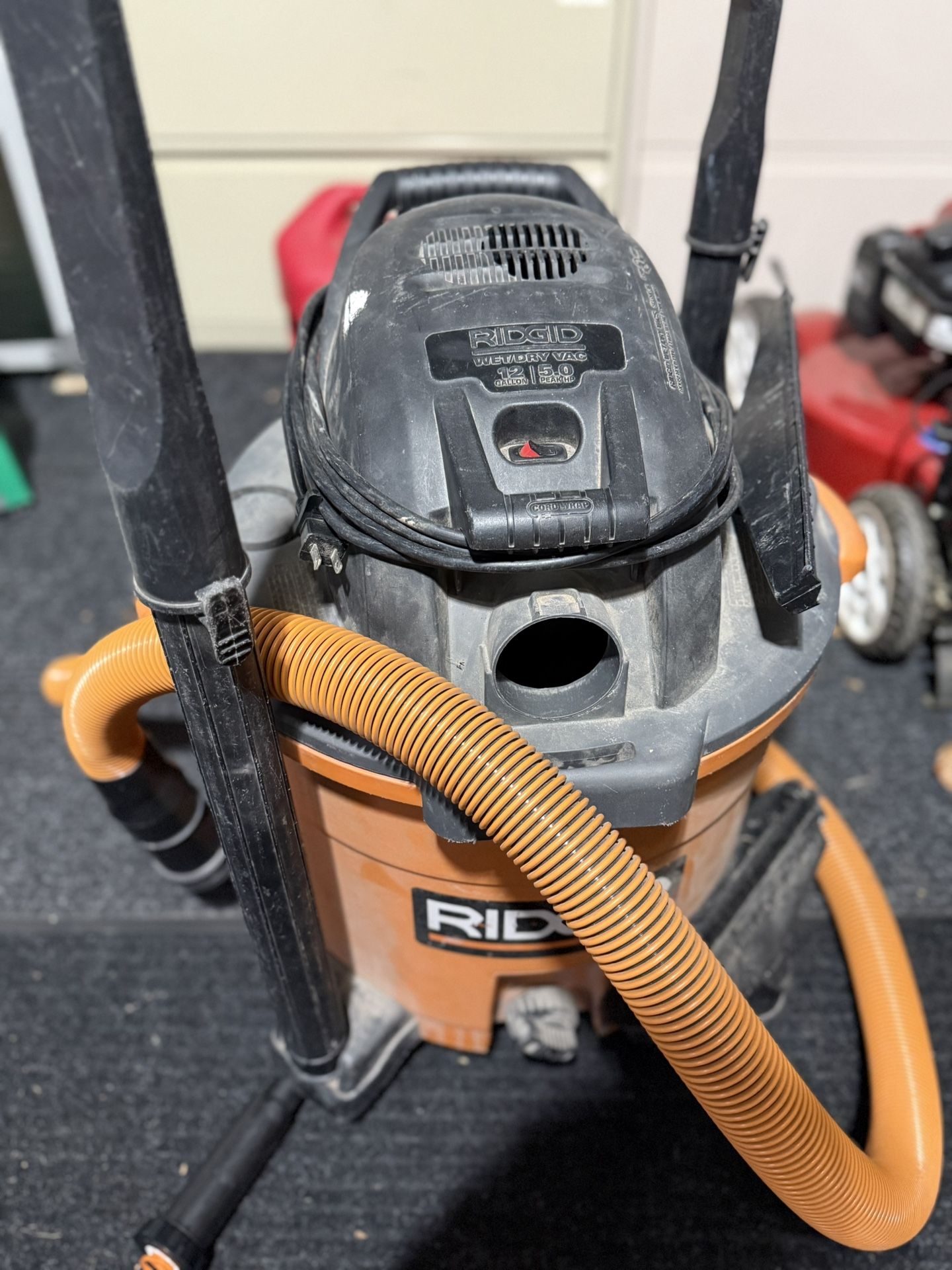 RIDGID 12 Gallon 5.0 Peak HP Wet/Dry Vac