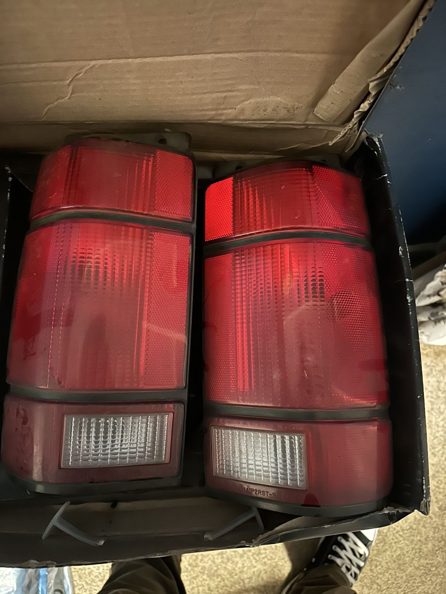 91-94 Ford Explorer Break Lights