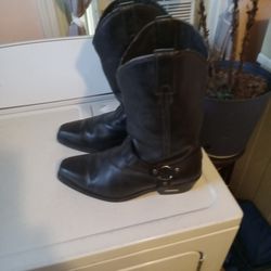 Men size thirteen harley davidson boots