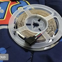 I am selling this LED light you can put it on your wall with the remoteI don’t come with anything New