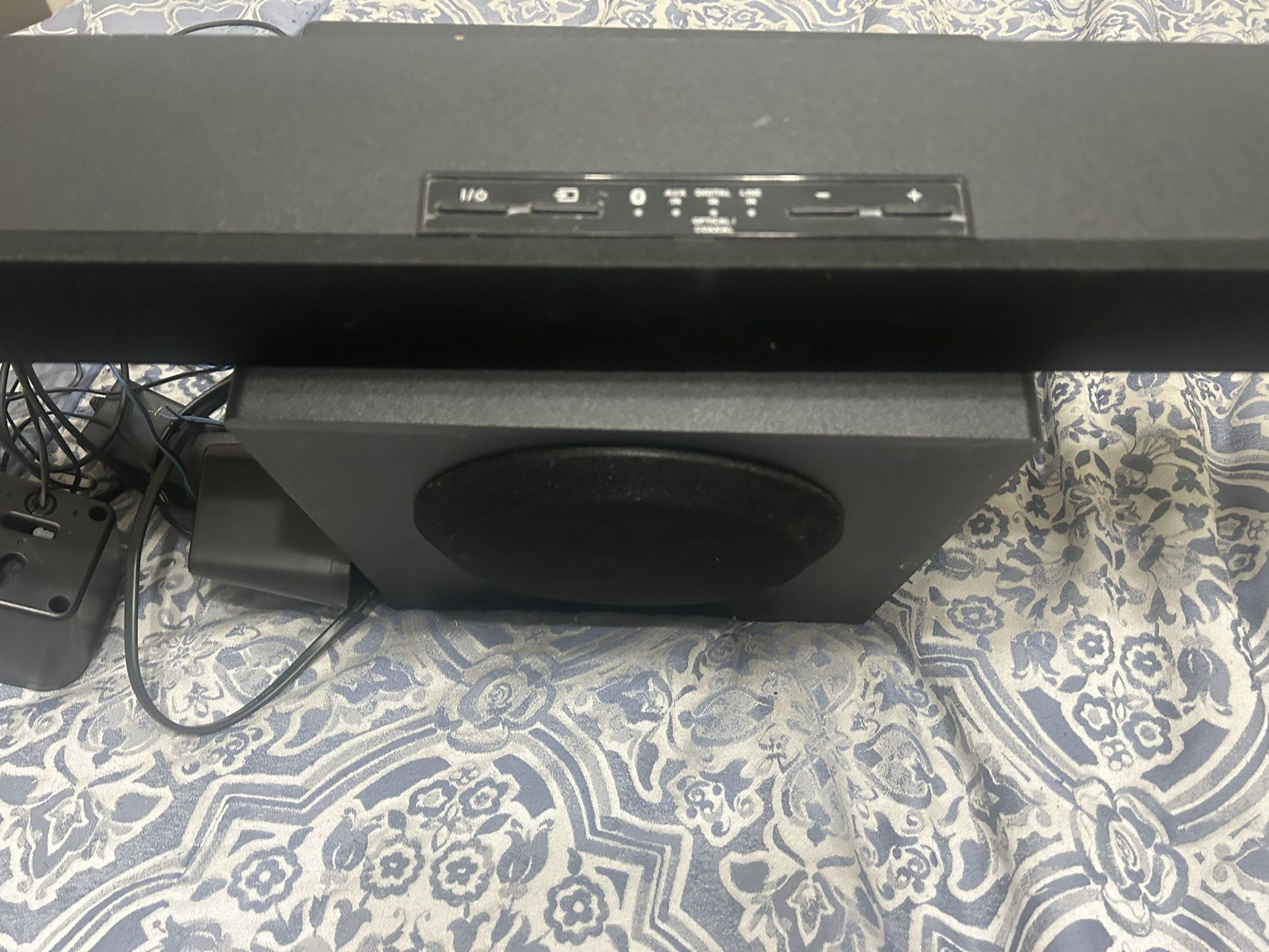 Speaker And Soundbar System 