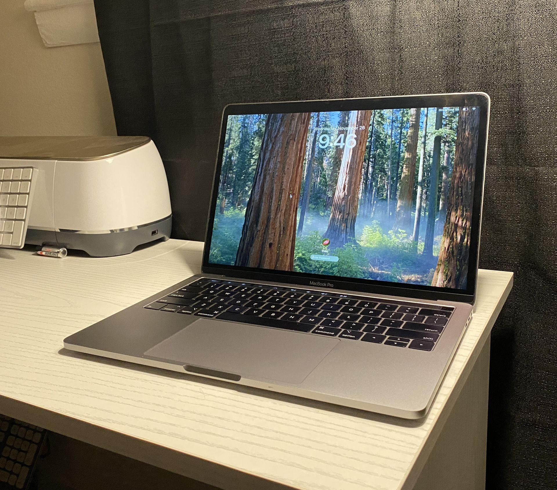 2019 MacBook Pro, Touch Bar 