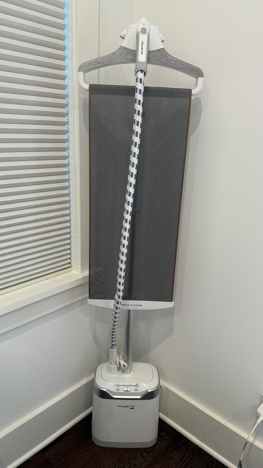 Rowenta IS8440 Garment Pro Style Care Steamer