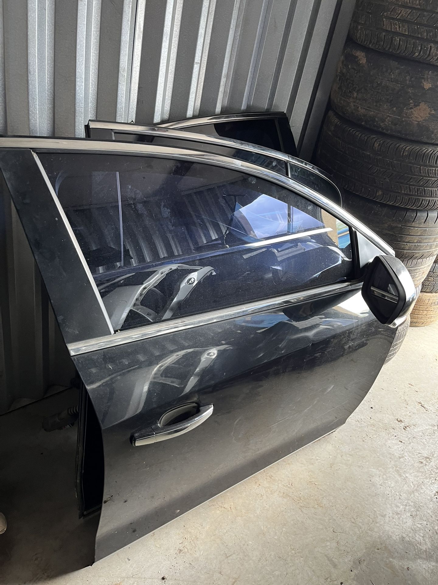 Doors Buick Lacross 2013