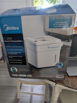 Midea Dehumidifier