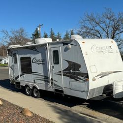 Travel trailer Keystone Cougar 2006 $8k