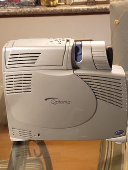 OPTOMA PROJECTOR