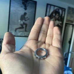 Spinner Ring w/ Cross 