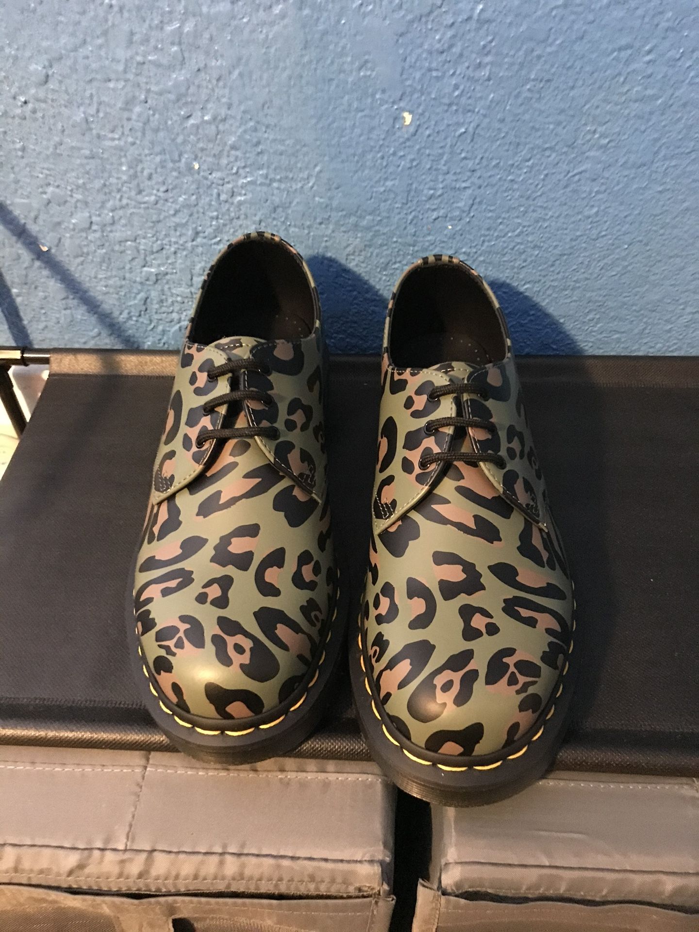 New Doc Martens Skull Leopard Print Oxfords Green Men Women 10