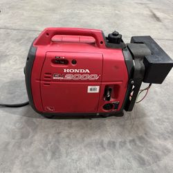 Honda EU 2000 Inverter 
