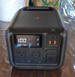 Dji power 500 portable power station.