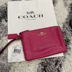 Coach Wristlet Wallet Pink