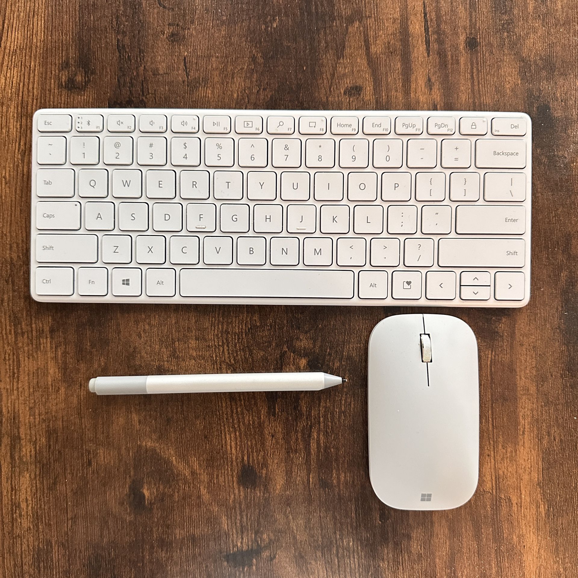 Microsoft Compact Keyboard, Mouse And Surface Pen 