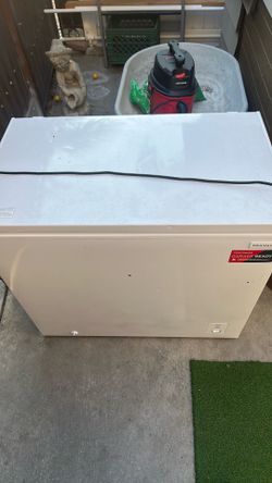 Frigidaire ice box
