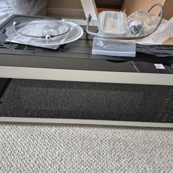 Bespoke White Glass Microwave