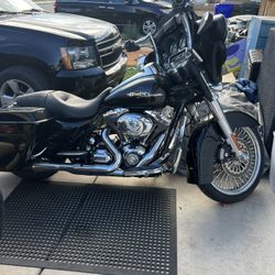 2010 HD STREET GLIDE